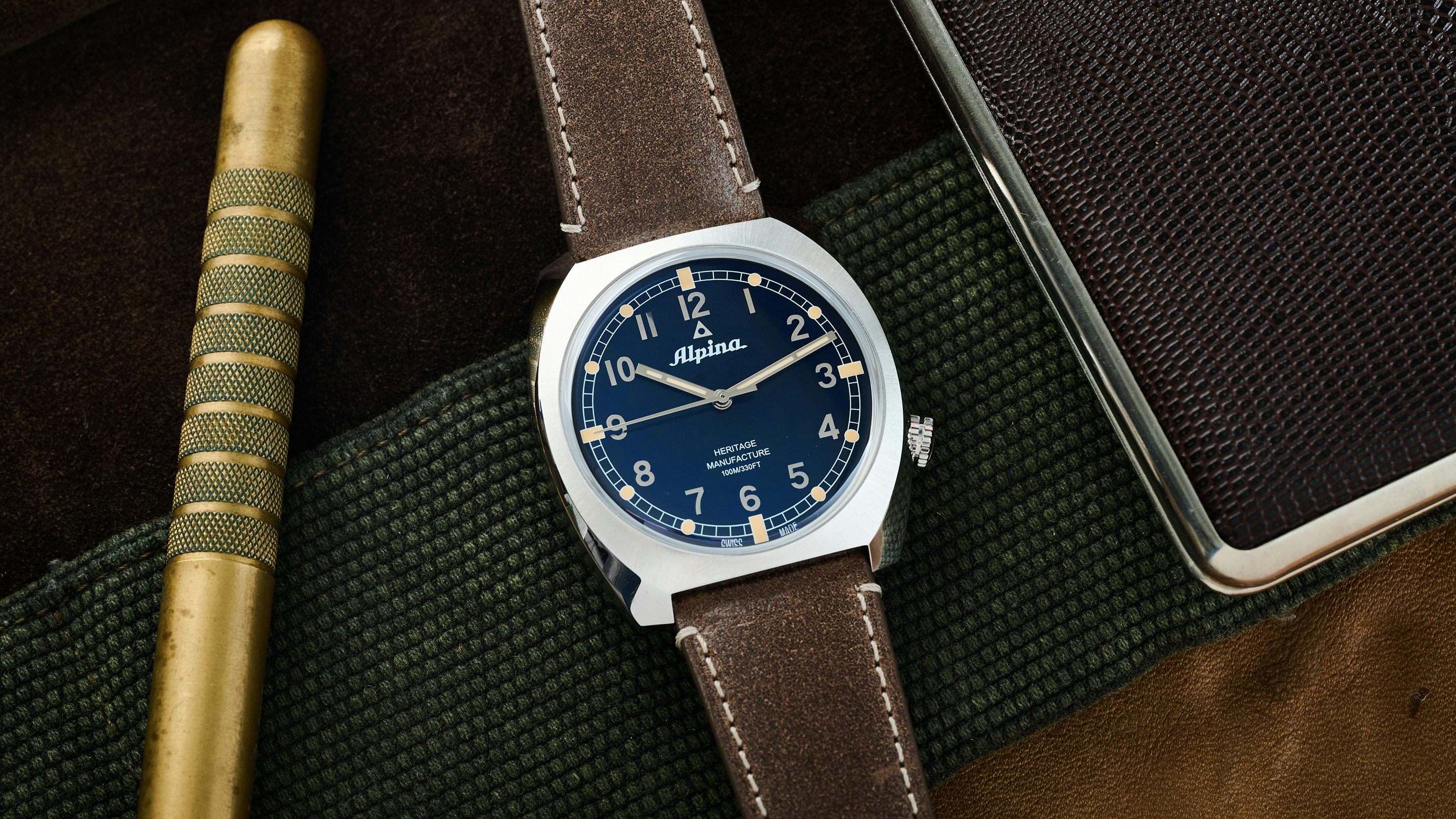 Alpina Startimer Pilot Heritage Manufacture Bumper Watch Review